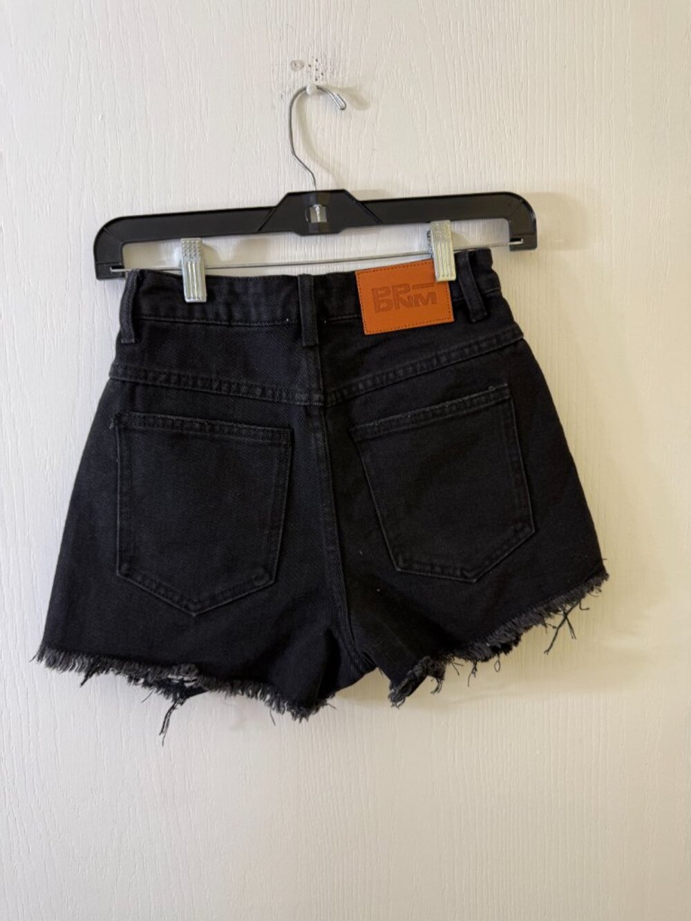 🦋 2/30 Princess Polly Black Distressed Denim Shorts Size 0 - Picture 4 of 4